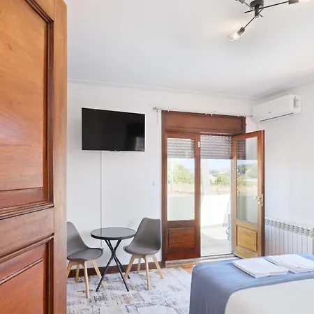 Villa 7br & 7ba With Pool & Backyard In A Prime Location! Vila Nova de Gaia